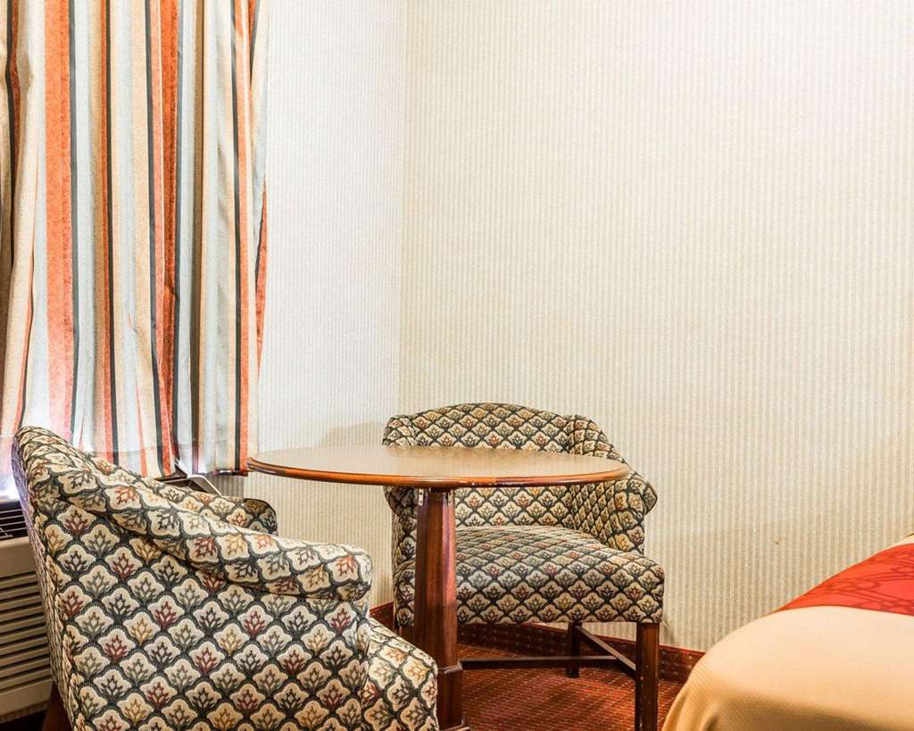 Econo Lodge Inn & Suites Matthews - Charlotte Habitación foto