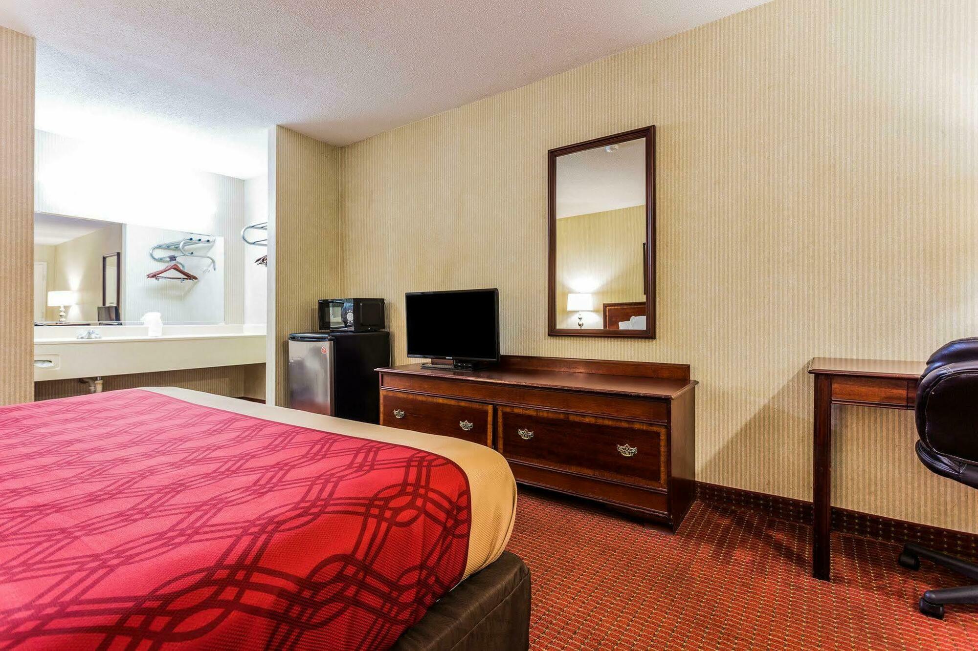 Econo Lodge Inn & Suites Matthews - Charlotte Exterior foto